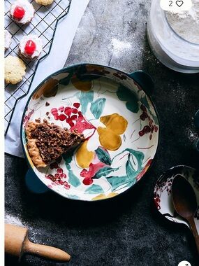 Anthropologie Holly and Pear Pie Dish